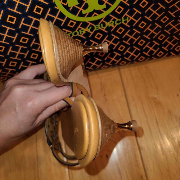 Tory Burch Designer Miller Geo Bombé Low Kitten Heel Sandal Size 9.5 - Picture 8 of 10